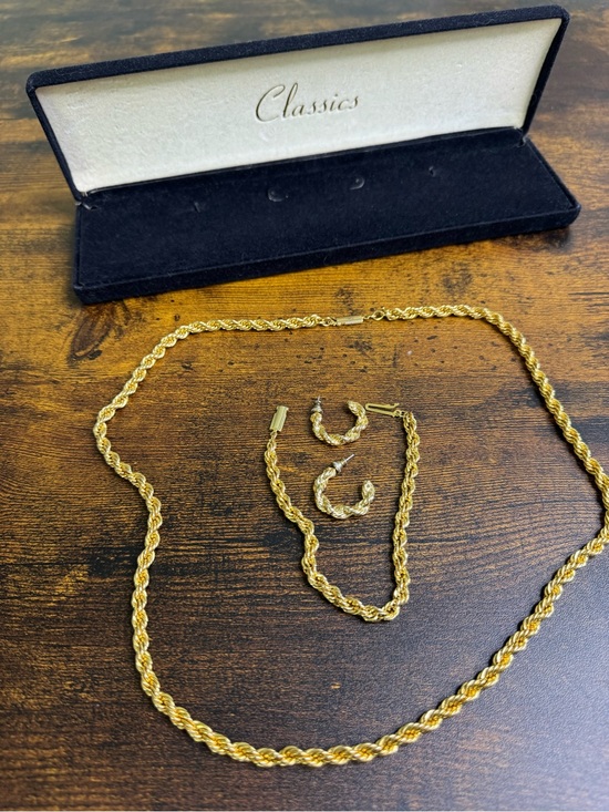Vintage Jewelry - Vintage Gold-Tone Rope Necklace Bracelet and Earrings Set